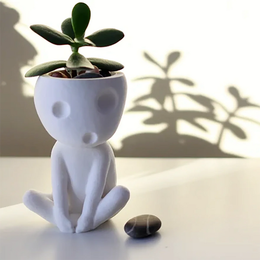 Kawaii Tree Elves Planter Pot Kodama Gardening Pot Small Plant Holder Air Plant HoldeiPlant Pots Flower Pots for Indoor Plants