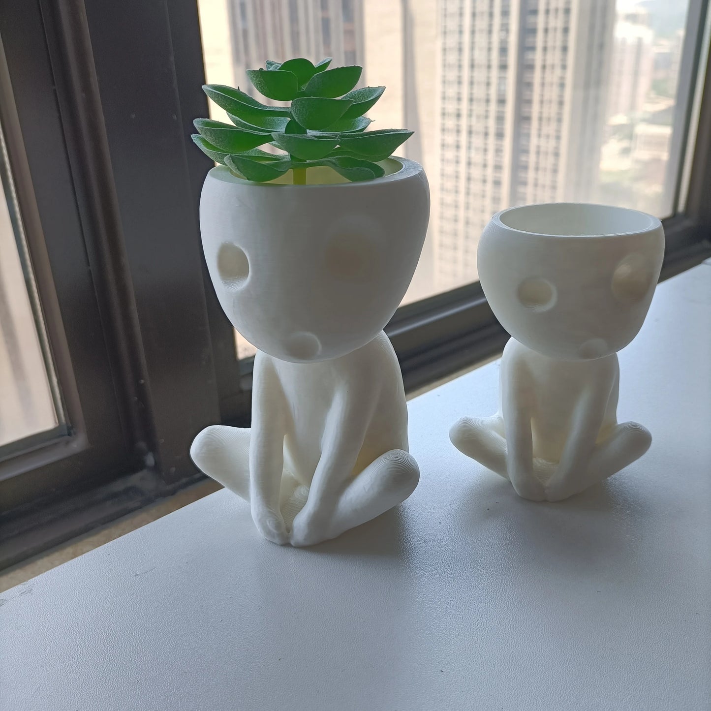 Kawaii Tree Elves Planter Pot Kodama Gardening Pot Small Plant Holder Air Plant HoldeiPlant Pots Flower Pots for Indoor Plants